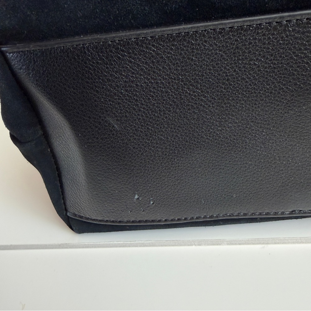 UGG Heritage Suede Tote Bag - Picture 5 of 10